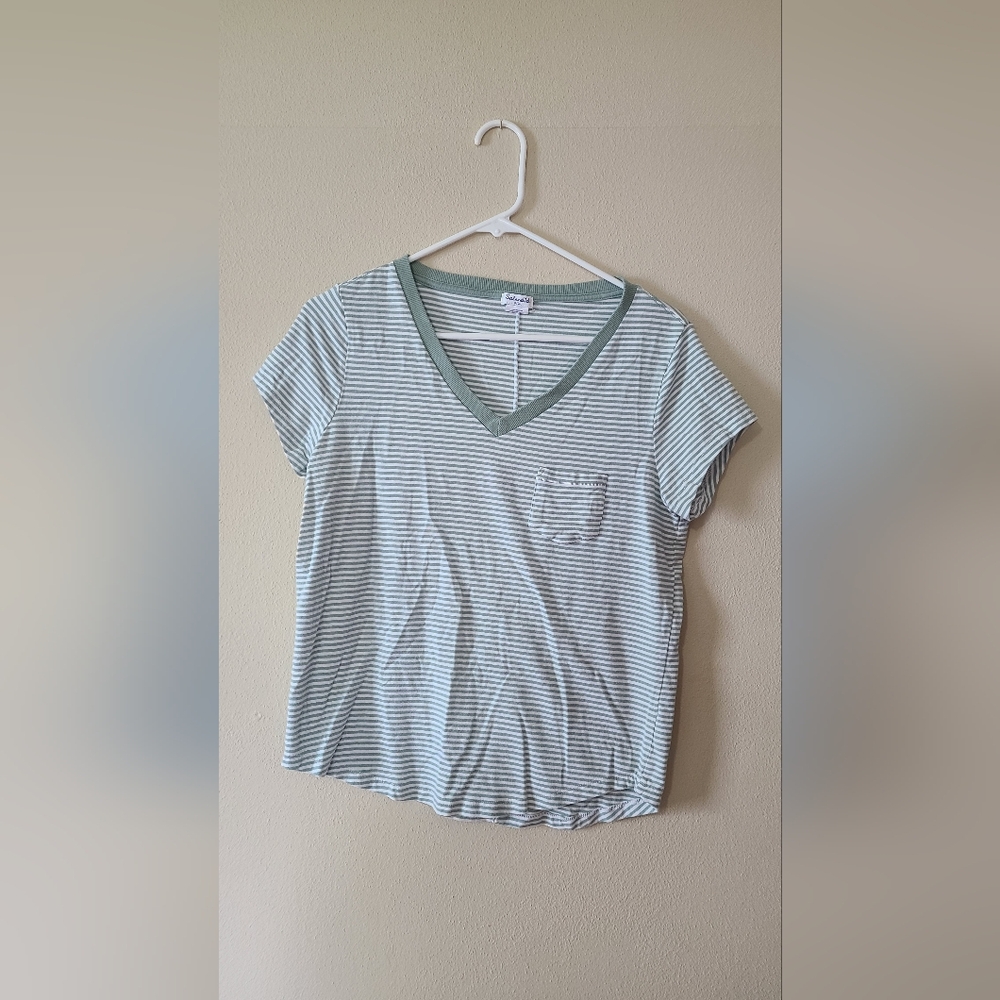 Tee